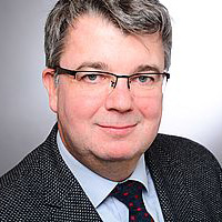  Michael Strathmann